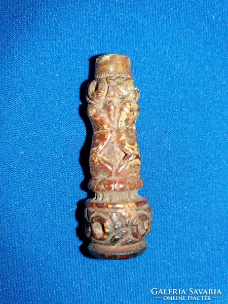 Antique cigarette butt, nicely carved, condition according to the pictures
