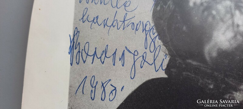 Boros Jolán autográf aláírású képe
