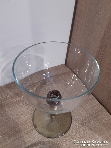 Üveg kínáló, talpas asztalközép. 25×14cm