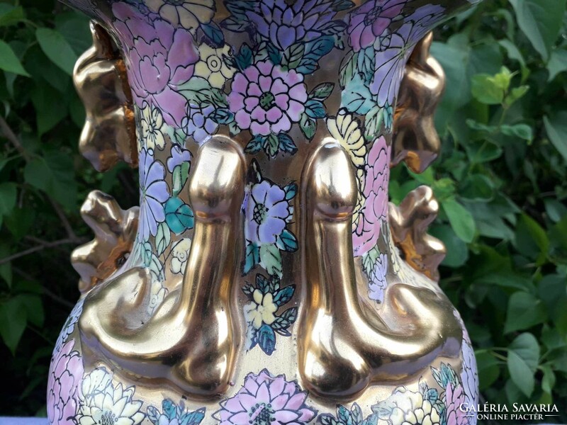 5 Pcs. Far Eastern vase.