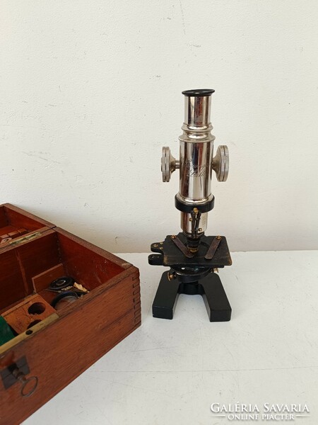 Antique microscope instrument tool in original box with key technical antique 834 8730