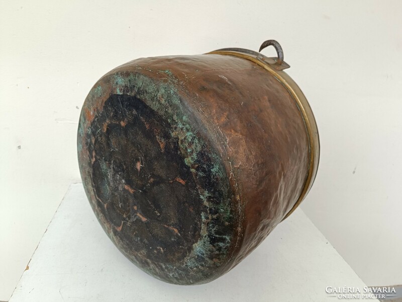 Antique kitchen red copper cauldron large heavy vessel cauldron with iron handle 761 8698