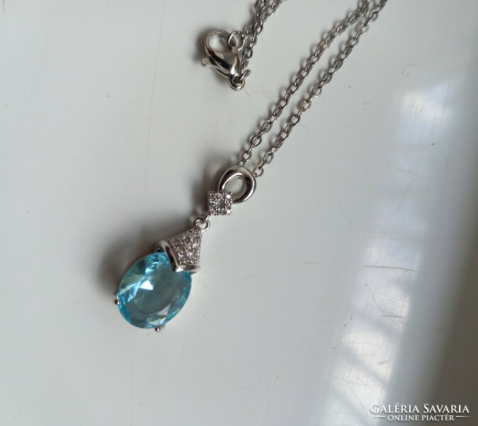 Blue zircon pendant necklace