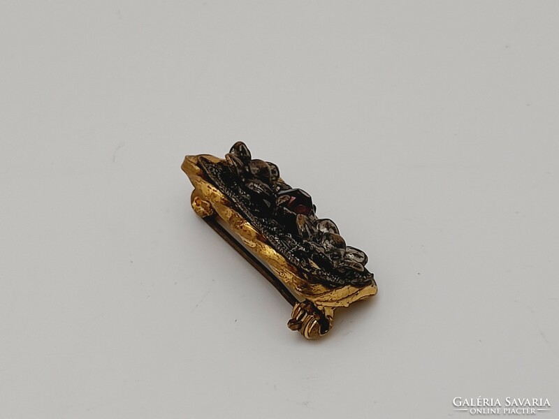 Antique brooch, 2.2 x 1.4 cm