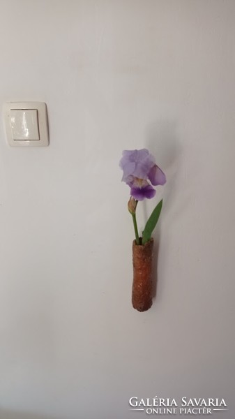 Kis kerámia fali váza, egyedi, iparművész jellegű fali dísz