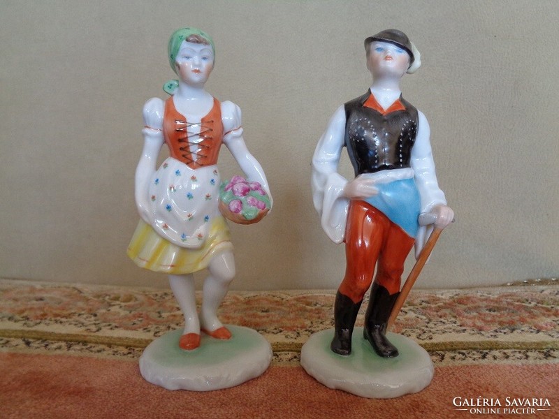 A pair of Herend figures