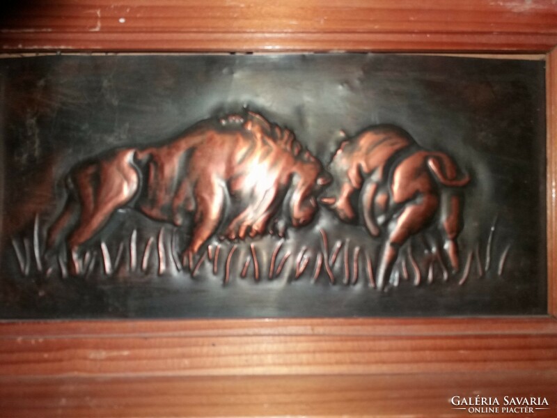 Old industrial artist copper relief picture in frame bison fight 16 x 10 cm condition according to the pictures
