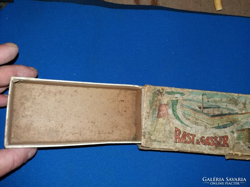Antique rast & gasser sewing machine instrument and parts cardboard box, condition according to the pictures