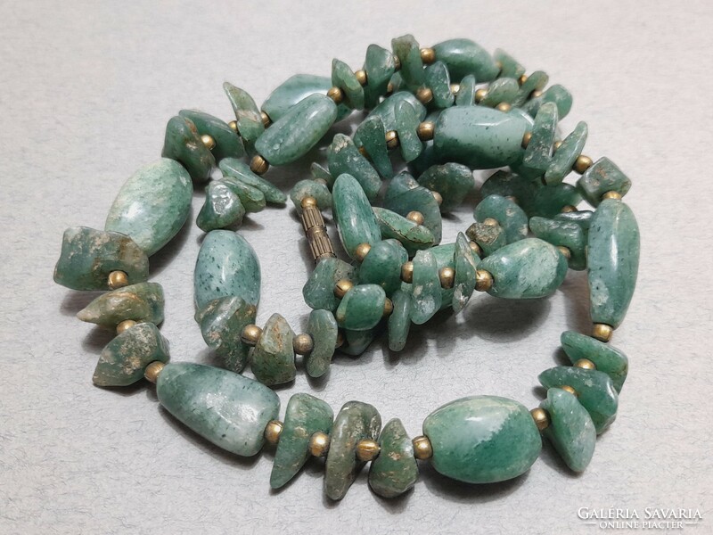 Old jade necklace, 69 cm