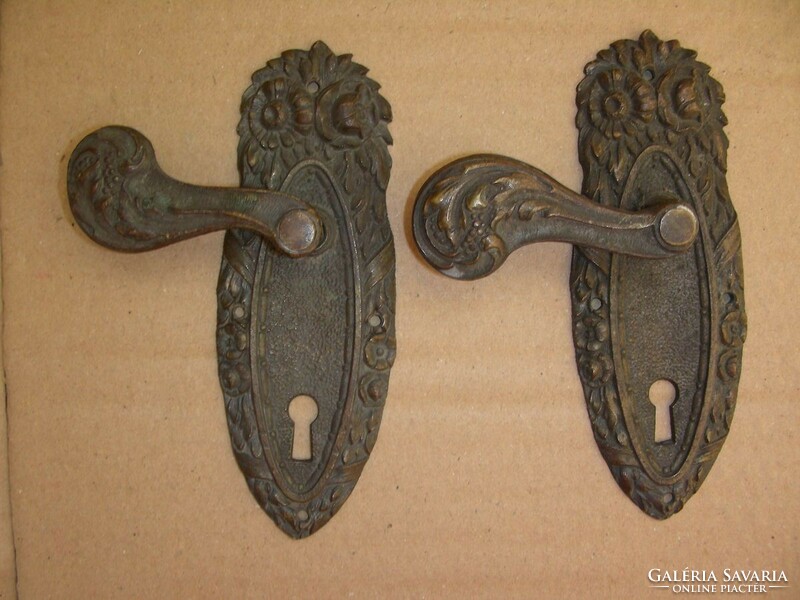 Antique copper braid lock cover
