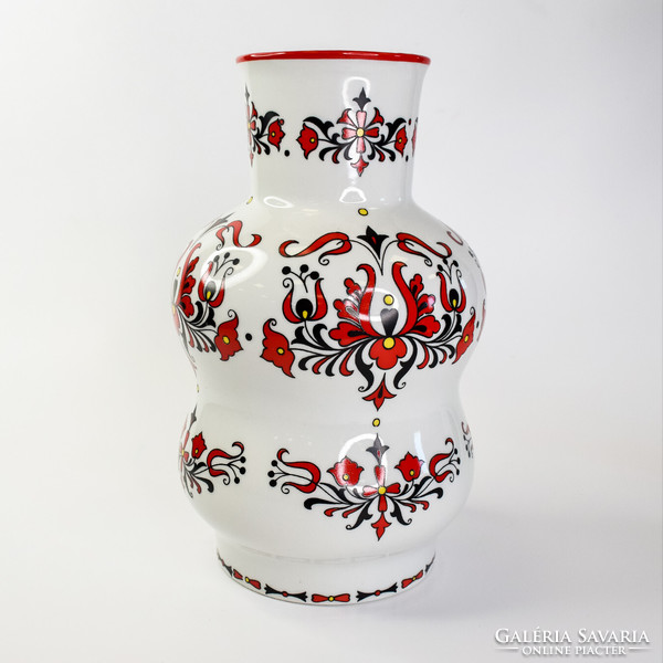 Zsolnay folk motif vase