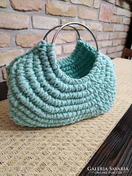 Crochet basket bag