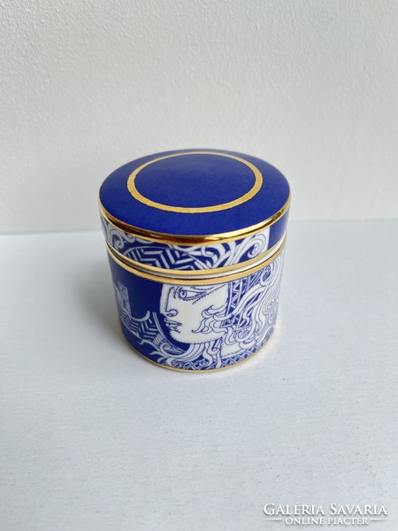 Rare purple porcelain jar designed by Hólloháza, Saxon Ender