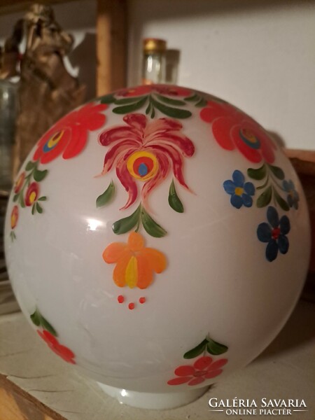 Retro hand-painted lampshade, matyó pattern