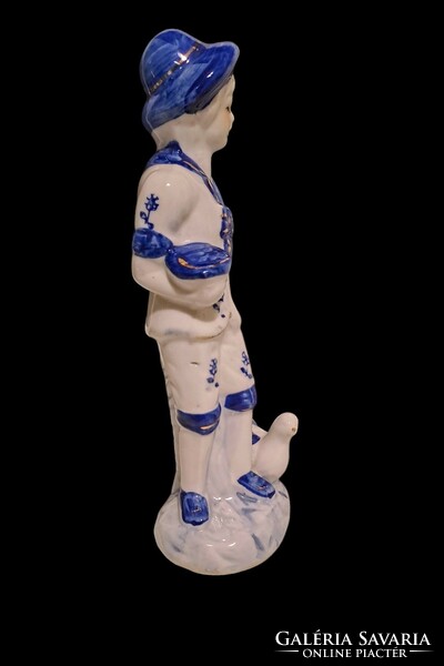 Porcelán szobor ,figura nipp