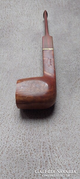 Nice old pipe,