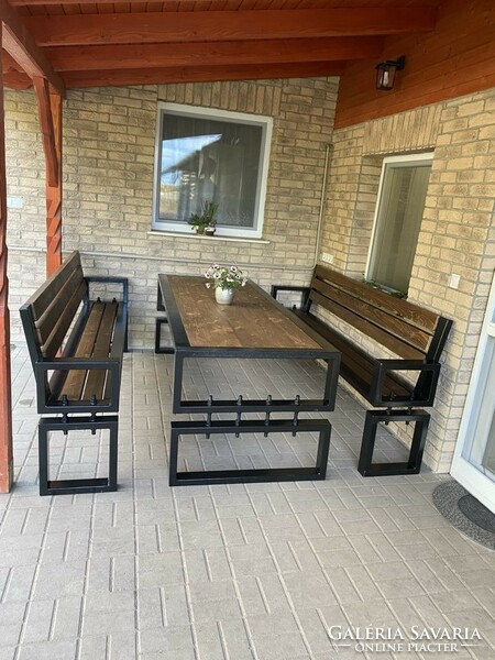 Garden or terrace seating set