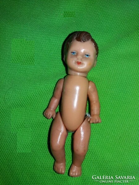 Antique movable and dressable plastic baby room Ari doll 9 cm according to the pictures