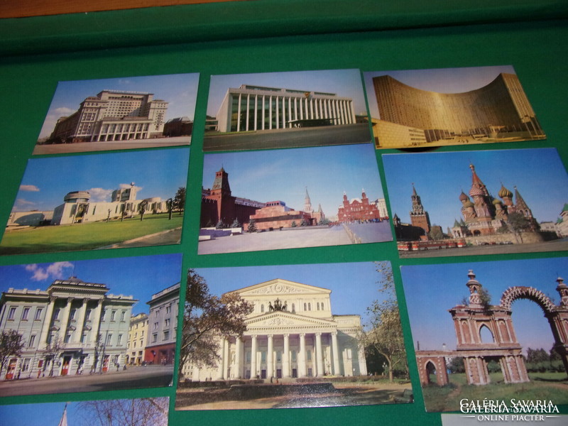 Moszkvai 16 Db-os képeslap mappában