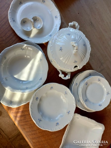 Zsolnay porcelain dinner set for 6 people, with flower pattern decor, five-tower mark