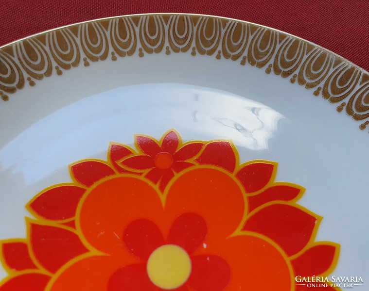 Winterling Marktleuthen Bavaria német porcelán kistányér süteményes tányér virág mintával arany szél