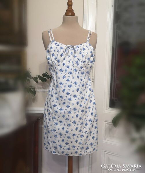 Primark size 36 blue and white 100% cotton floral dress