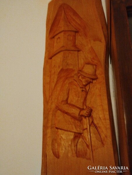 Wood carving of Csaba Bodó