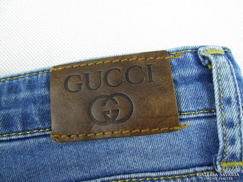 Original Gucci (teen girl / women's xs) stretch denim shorts / hot pants