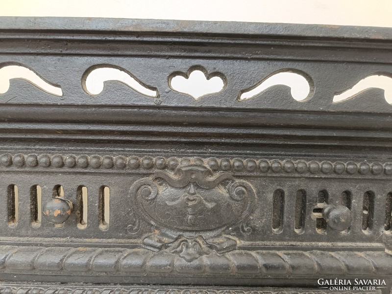 Antik vas kályha felső rész ajtókkal elegáns nagy vas öntöttvas klasszicista dekorációnak 417 8835