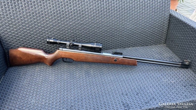 Reinforced air rifle with 2 scopes, ammunition, care tools