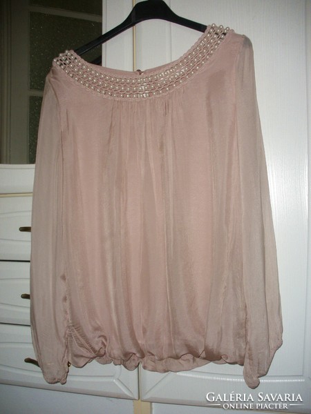 Pale pink blouse with silk content