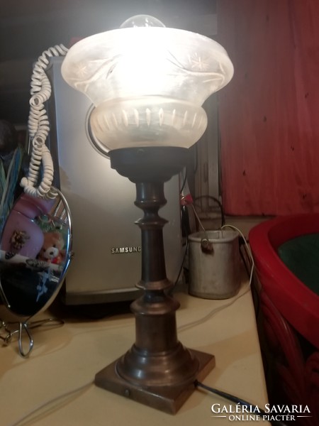 Antique table lamp in perfect condition