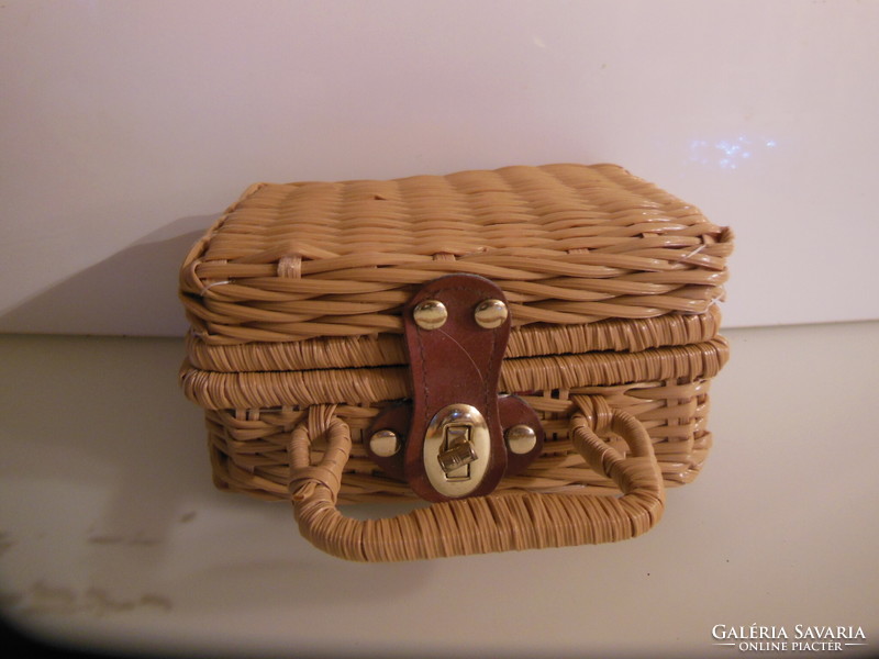 Willeroy & boch - new - suitcase - 17 x 12 x 9 cm + handle - 4 cm