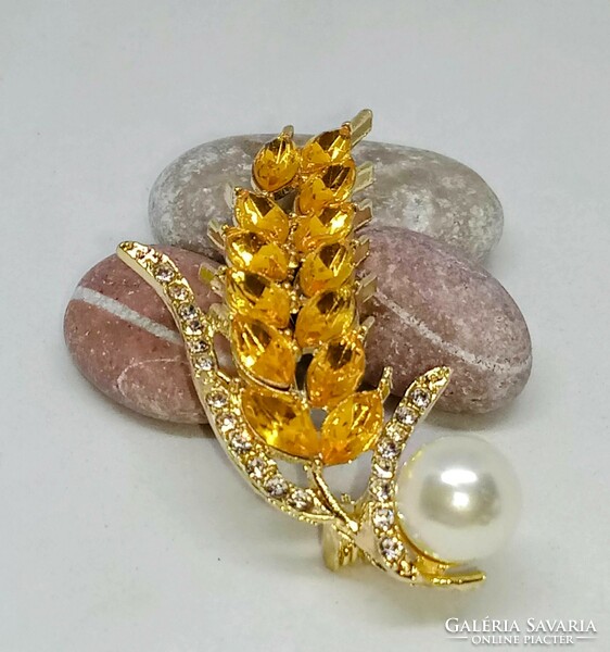 Gold-plated ear of wheat, yellow and clear crystal brooch 22