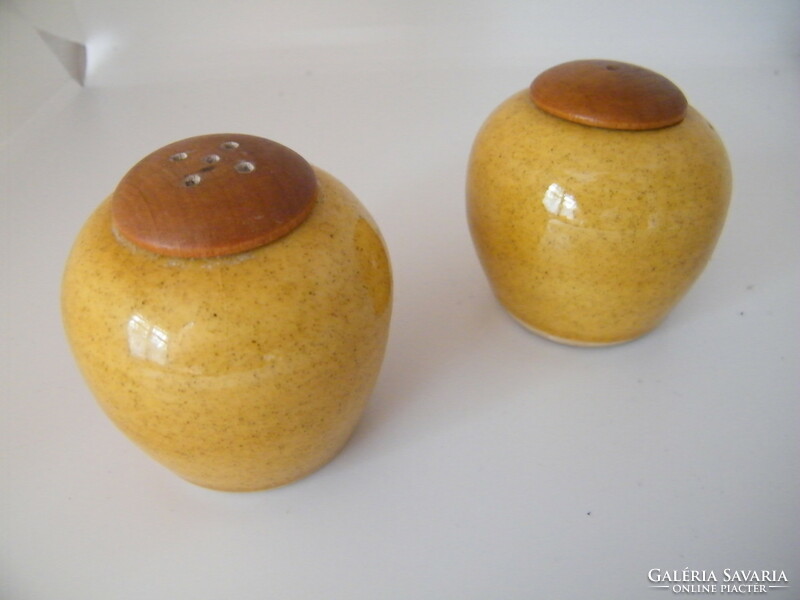 Vintage jie gantofta Swedish teak, ceramic salt and pepper shakers