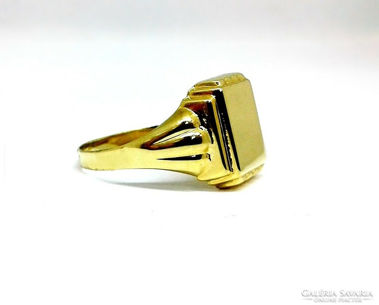 Gold signet ring (zal-au122877)