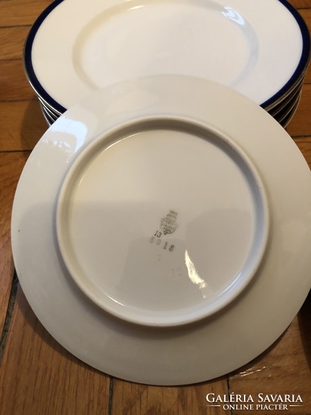 Zsolnay plate set