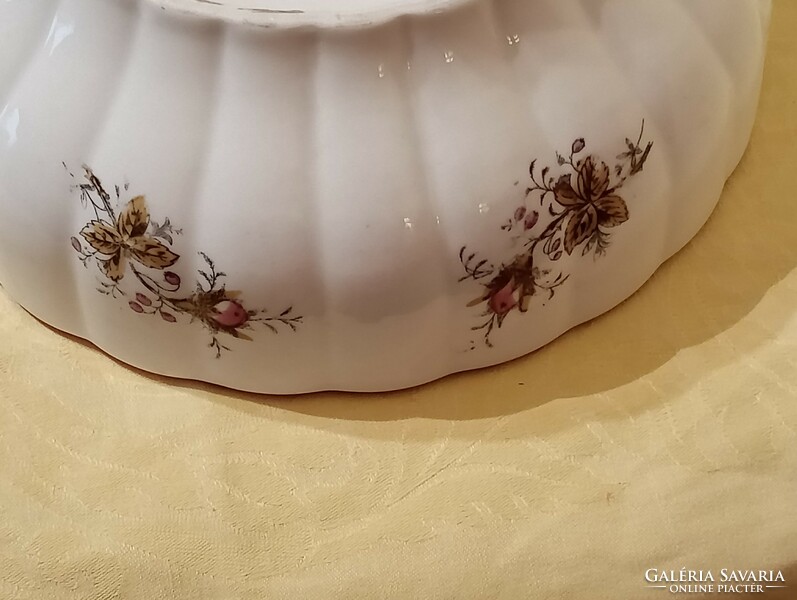 Old porcelain stew bowl can be hung on the wall, richly decorated, large 26x9cm