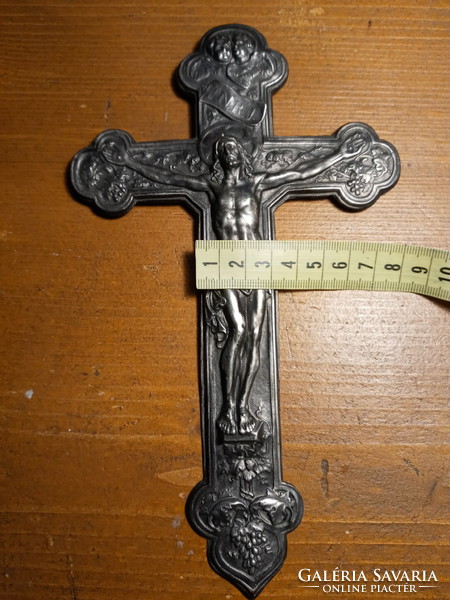 Pewter crucifix (cross)