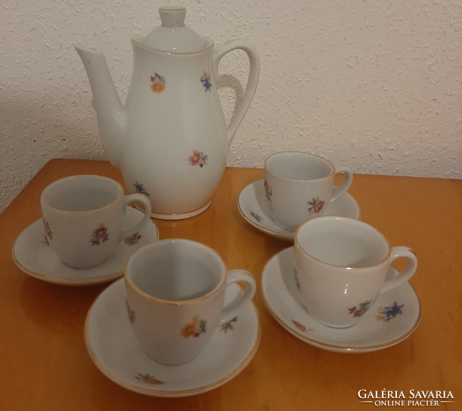 Raven House doll coffee and tea porcelain set