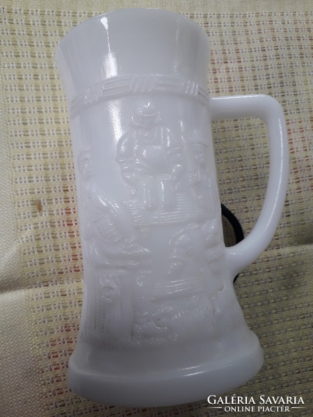White opal pub scene glass beer mug flawless 15x12 cm.