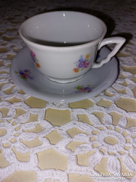 1 Zsolnay elf-eared coffee cup, 2 coasters