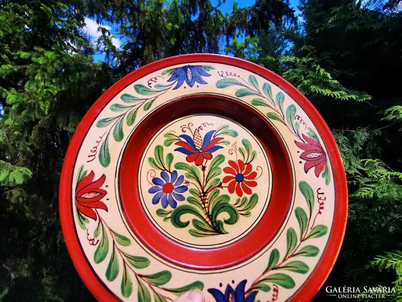 Ceramic wall plate with flowers, royal gábor
