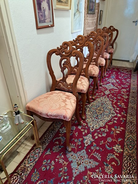 6 Baroque chairs