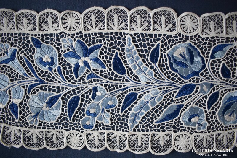 Embroidered, riselted Kalocsa pattern decoration runner tablecloth, home textile, decoration 69 x 25 cm Kalocsa