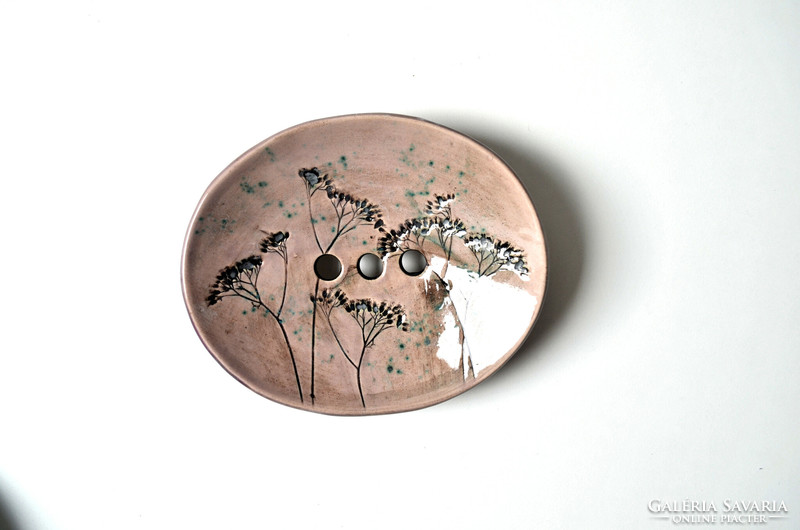 Ceramic soap holder with real plant print