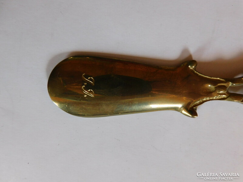 Brass ii monogrammed shoe spoon