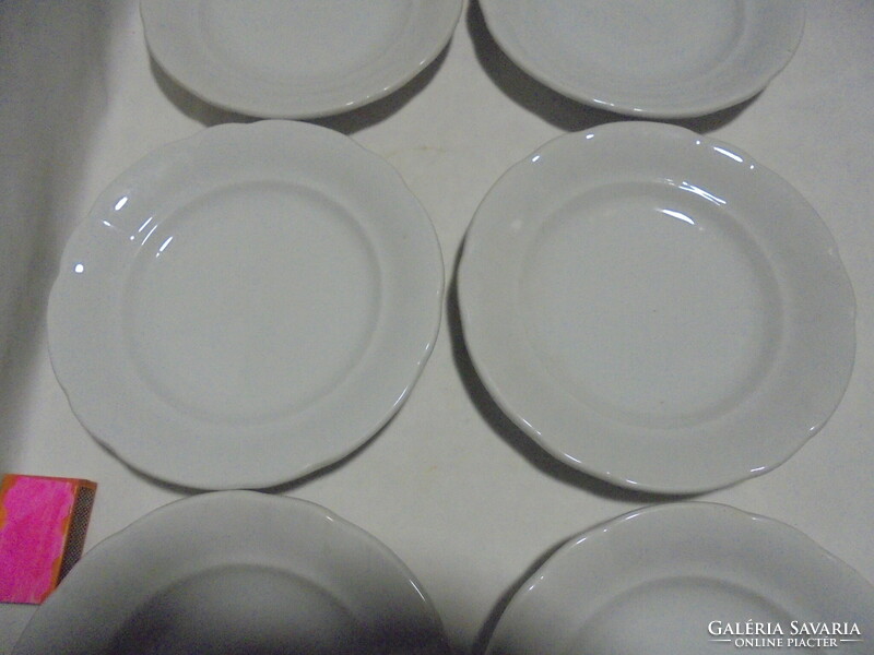 Hat darab Drasche, vastag, masszív, fehér porcelán kistányér, süteményes tányér - együtt