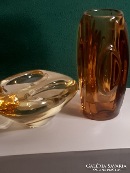 Bohémia üvegváza és asztali díszüveg