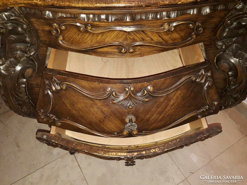 Impressive baroque style chest of drawers.